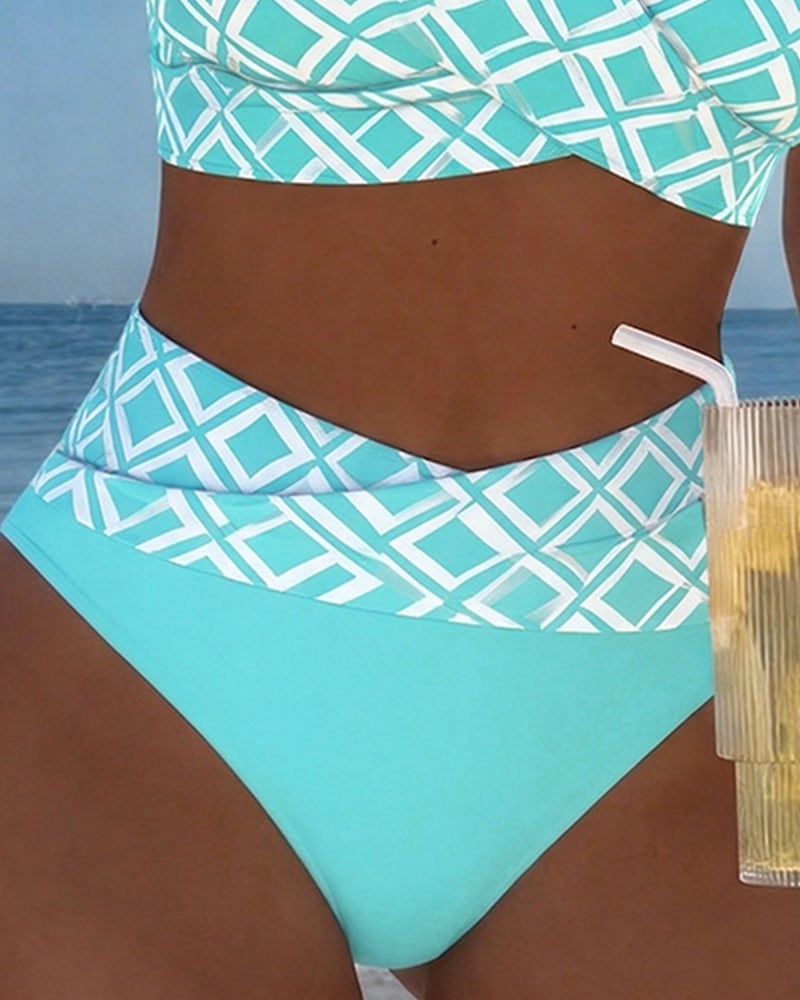 Bikini de dos piezas con estampado geométrico